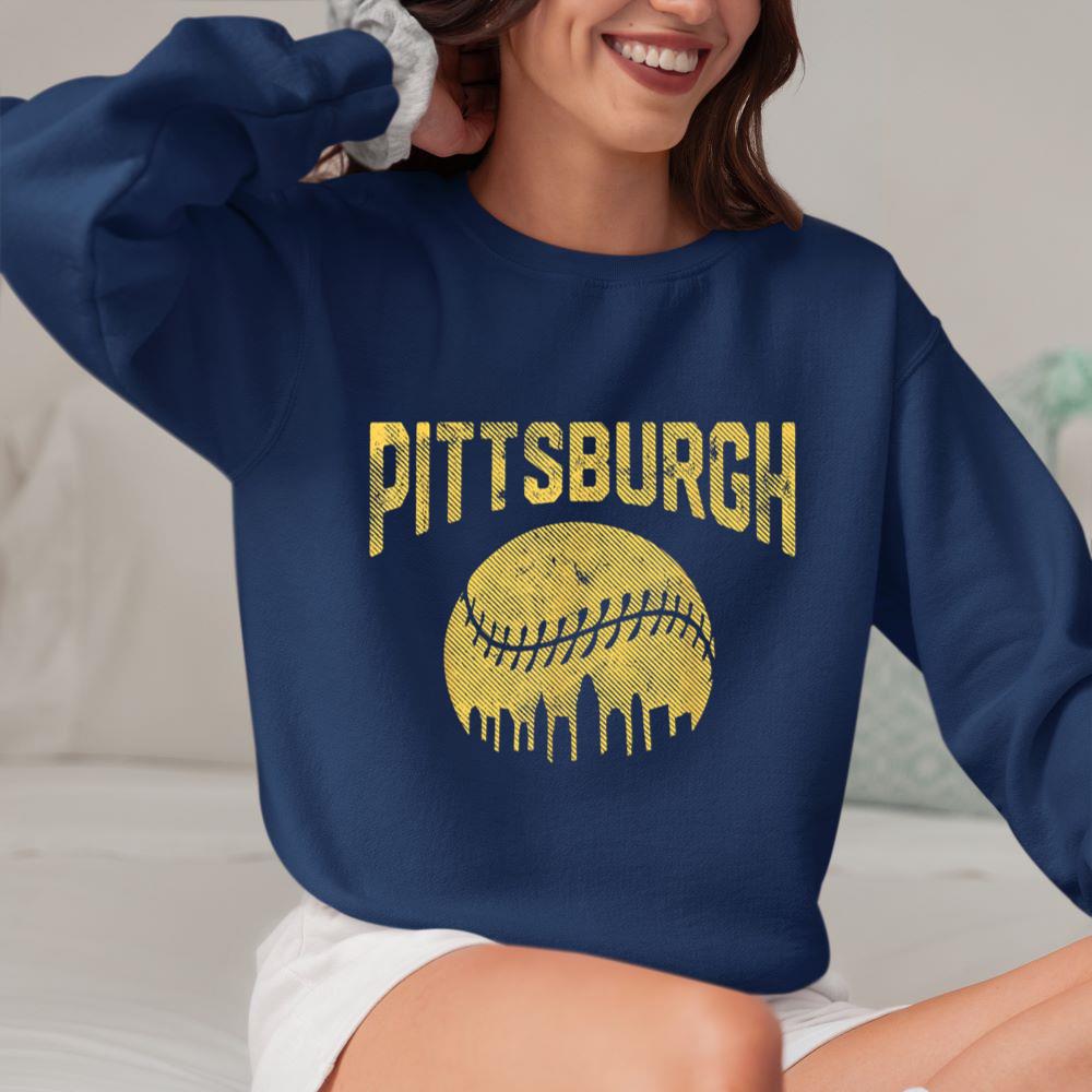 Mckenzieshoponline - Vintage Pittsburgh Pennsylvania Baseball Fans Skyline Sports Sweatshirt - Image 4